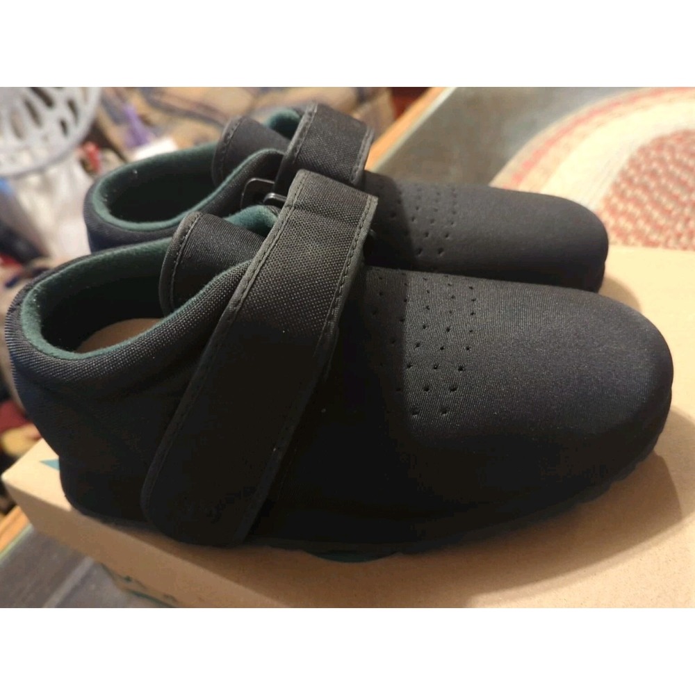 Pedors Black Classic Stretch Shoes Swollen Feet Size Men's 6.5W Women's 8.5W